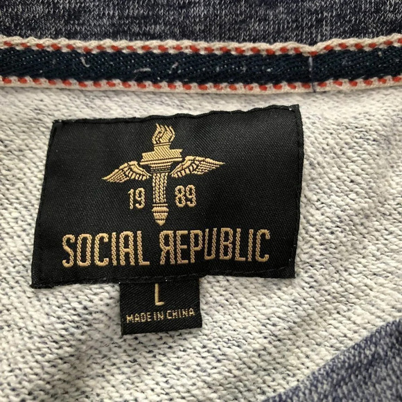Social Republic Crewneck Sweatshirt Heathered Gray Blue Mens Size Large - Picture 3 of 5